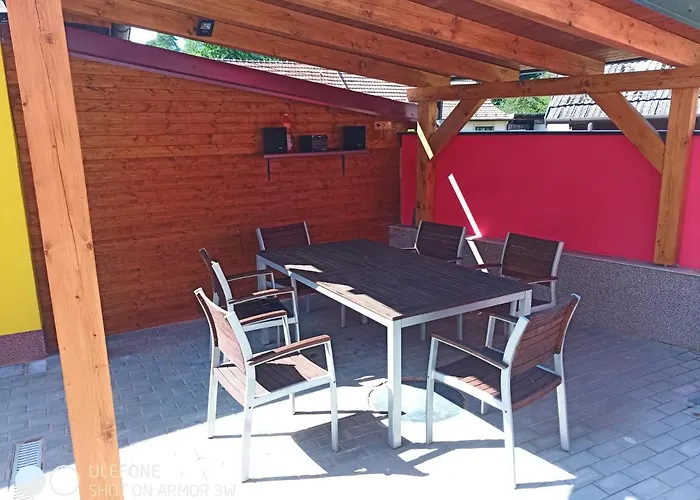 Pohoda Salas U Velehradu-2 *